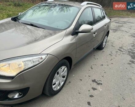 Коричневый Рено Меган, объемом двигателя 1.46 л и пробегом 262 тыс. км за 7850 $, фото 2 на Automoto.ua