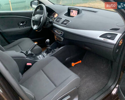 Коричневий Рено Меган, об'ємом двигуна 1.5 л та пробігом 239 тис. км за 8250 $, фото 17 на Automoto.ua