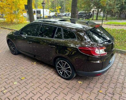 Коричневый Рено Меган, объемом двигателя 1.5 л и пробегом 247 тыс. км за 7700 $, фото 2 на Automoto.ua