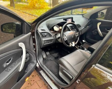 Коричневый Рено Меган, объемом двигателя 1.5 л и пробегом 247 тыс. км за 7700 $, фото 4 на Automoto.ua