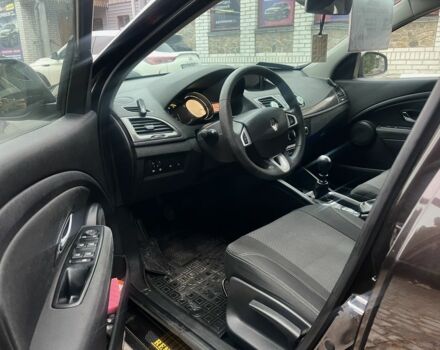 Коричневый Рено Меган, объемом двигателя 1.5 л и пробегом 380 тыс. км за 6700 $, фото 9 на Automoto.ua