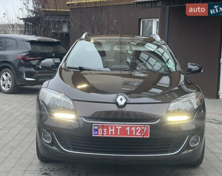 Коричневый Рено Меган, объемом двигателя 1.5 л и пробегом 197 тыс. км за 9200 $, фото 13 на Automoto.ua