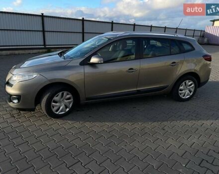 Рено Меган 2012 в Луцке на Automoto.ua Коричневый Рено Меган, объемом двигателя 1.46 л и пробегом 260 тыс. км за 7200 $, фото 1 на Automoto.ua