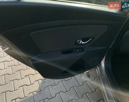 Рено Меган 2012 в Луцке на Automoto.ua Коричневый Рено Меган, объемом двигателя 1.46 л и пробегом 260 тыс. км за 7200 $, фото 21 на Automoto.ua