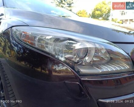 Коричневый Рено Меган, объемом двигателя 2 л и пробегом 288 тыс. км за 8999 $, фото 23 на Automoto.ua