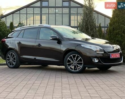 Коричневый Рено Меган, объемом двигателя 1.46 л и пробегом 223 тыс. км за 8999 $, фото 5 на Automoto.ua