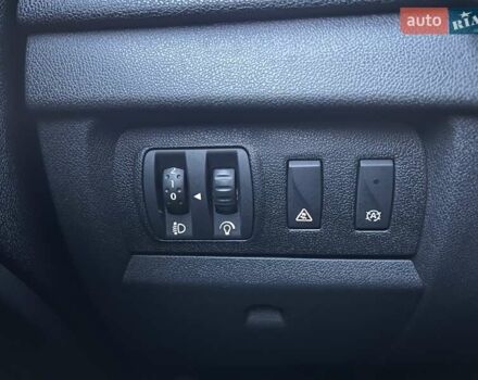 Коричневый Рено Меган, объемом двигателя 1.46 л и пробегом 223 тыс. км за 8999 $, фото 116 на Automoto.ua