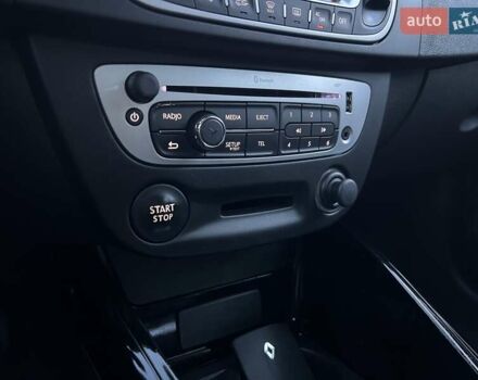 Коричневый Рено Меган, объемом двигателя 1.46 л и пробегом 223 тыс. км за 8999 $, фото 123 на Automoto.ua