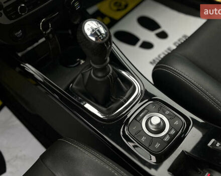 Рено Меган 2013 в Мукачеве на Automoto.ua Коричневый Рено Меган, объемом двигателя 1.46 л и пробегом 214 тыс. км за 9300 $, фото 17 на Automoto.ua