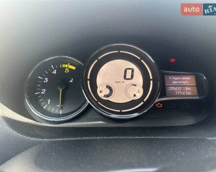 Коричневый Рено Меган, объемом двигателя 1.46 л и пробегом 295 тыс. км за 8300 $, фото 8 на Automoto.ua