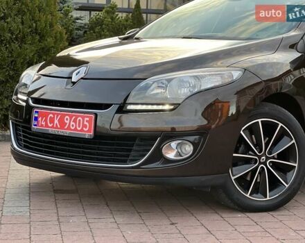 Коричневый Рено Меган, объемом двигателя 1.46 л и пробегом 223 тыс. км за 8999 $, фото 15 на Automoto.ua