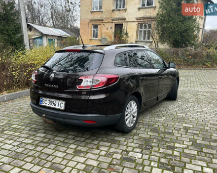 Коричневый Рено Меган, объемом двигателя 1.5 л и пробегом 300 тыс. км за 7100 $, фото 10 на Automoto.ua