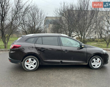 Коричневый Рено Меган, объемом двигателя 1.5 л и пробегом 250 тыс. км за 8150 $, фото 7 на Automoto.ua