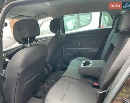 Коричневый Рено Меган, объемом двигателя 1.46 л и пробегом 220 тыс. км за 7600 $, фото 8 на Automoto.ua