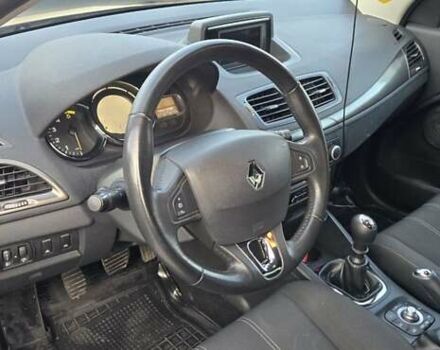 Коричневый Рено Меган, объемом двигателя 1.46 л и пробегом 143 тыс. км за 7500 $, фото 34 на Automoto.ua