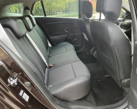 Коричневый Рено Меган, объемом двигателя 0 л и пробегом 215 тыс. км за 8450 $, фото 17 на Automoto.ua