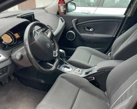 Коричневый Рено Меган, объемом двигателя 1.46 л и пробегом 220 тыс. км за 7600 $, фото 1 на Automoto.ua