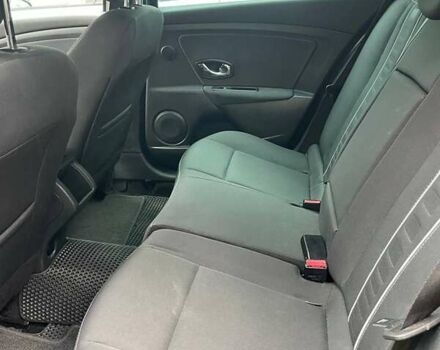 Коричневый Рено Меган, объемом двигателя 1.46 л и пробегом 220 тыс. км за 7600 $, фото 11 на Automoto.ua