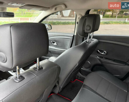 Коричневый Рено Меган, объемом двигателя 1.5 л и пробегом 252 тыс. км за 9300 $, фото 6 на Automoto.ua