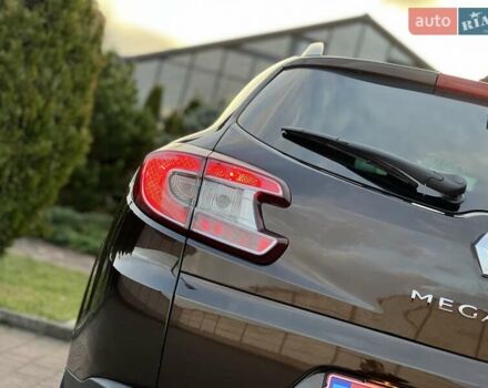 Коричневый Рено Меган, объемом двигателя 1.46 л и пробегом 223 тыс. км за 8999 $, фото 58 на Automoto.ua