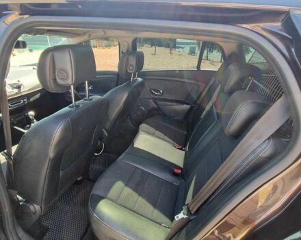 Коричневый Рено Меган, объемом двигателя 1.5 л и пробегом 350 тыс. км за 6000 $, фото 3 на Automoto.ua