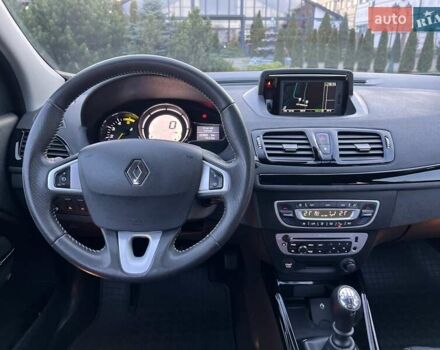 Коричневый Рено Меган, объемом двигателя 1.46 л и пробегом 223 тыс. км за 8999 $, фото 111 на Automoto.ua