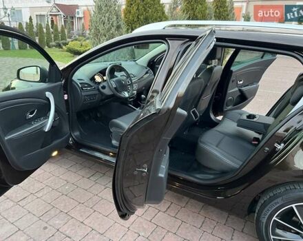 Коричневый Рено Меган, объемом двигателя 1.46 л и пробегом 223 тыс. км за 8999 $, фото 1 на Automoto.ua