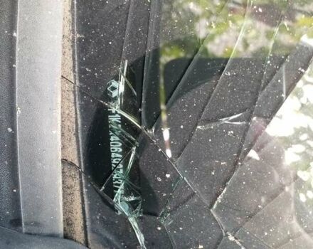 Рено Меган 2013 в Николаеве на Automoto.ua Коричневый Рено Меган, объемом двигателя 1.46 л и пробегом 304 тыс. км за 4500 $, фото 36 на Automoto.ua