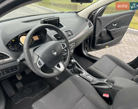 Коричневый Рено Меган, объемом двигателя 1.5 л и пробегом 246 тыс. км за 7450 $, фото 35 на Automoto.ua