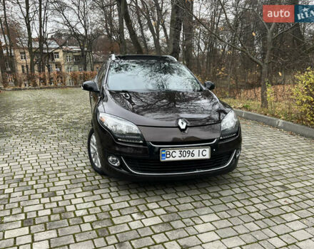 Коричневый Рено Меган, объемом двигателя 1.5 л и пробегом 300 тыс. км за 7100 $, фото 5 на Automoto.ua