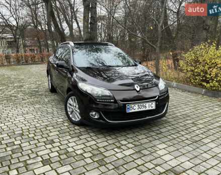 Коричневый Рено Меган, объемом двигателя 1.5 л и пробегом 300 тыс. км за 7100 $, фото 4 на Automoto.ua