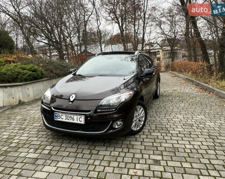 Коричневый Рено Меган, объемом двигателя 1.5 л и пробегом 300 тыс. км за 7100 $, фото 1 на Automoto.ua