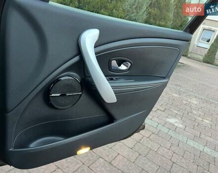 Коричневый Рено Меган, объемом двигателя 1.46 л и пробегом 223 тыс. км за 8999 $, фото 96 на Automoto.ua