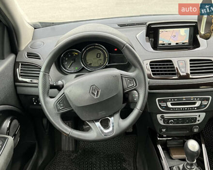 Рено Меган 2013 в Днепре (Днепропетровске) на Automoto.ua Коричневый Рено Меган, объемом двигателя 1.46 л и пробегом 324 тыс. км за 7100 $, фото 17 на Automoto.ua