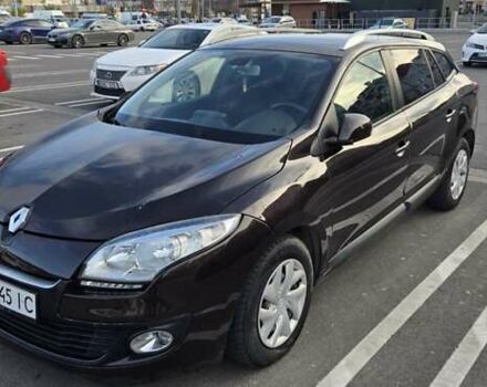 Коричневый Рено Меган, объемом двигателя 1.46 л и пробегом 143 тыс. км за 7500 $, фото 1 на Automoto.ua