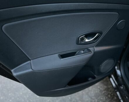 Коричневый Рено Меган, объемом двигателя 1.5 л и пробегом 240 тыс. км за 9200 $, фото 7 на Automoto.ua