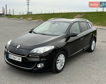 Рено Меган 2013 в Днепре (Днепропетровске) на Automoto.ua Коричневый Рено Меган, объемом двигателя 1.46 л и пробегом 324 тыс. км за 7100 $, фото 1 на Automoto.ua