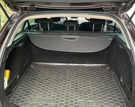 Коричневый Рено Меган, объемом двигателя 1.46 л и пробегом 220 тыс. км за 7600 $, фото 9 на Automoto.ua