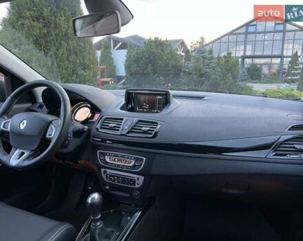 Коричневый Рено Меган, объемом двигателя 1.46 л и пробегом 223 тыс. км за 8999 $, фото 107 на Automoto.ua