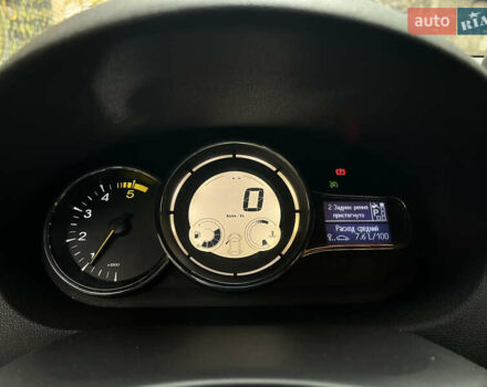 Коричневый Рено Меган, объемом двигателя 1.5 л и пробегом 230 тыс. км за 7900 $, фото 26 на Automoto.ua