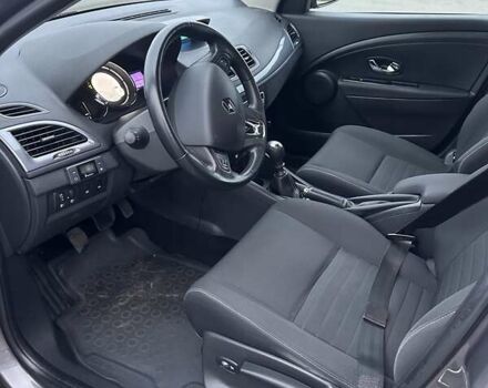 Коричневий Рено Меган, об'ємом двигуна 0 л та пробігом 235 тис. км за 8800 $, фото 8 на Automoto.ua