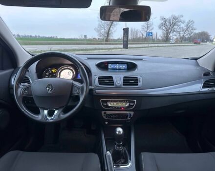 Коричневий Рено Меган, об'ємом двигуна 1.5 л та пробігом 235 тис. км за 8800 $, фото 2 на Automoto.ua