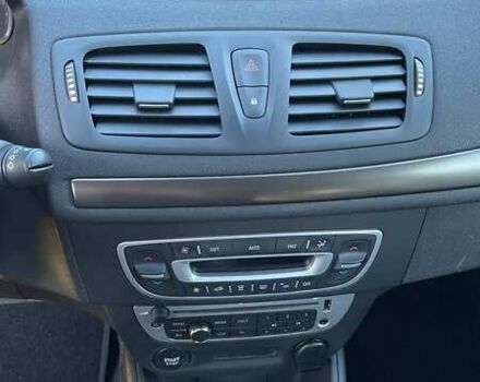 Коричневый Рено Меган, объемом двигателя 1.5 л и пробегом 202 тыс. км за 9400 $, фото 6 на Automoto.ua