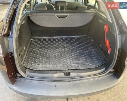 Коричневый Рено Меган, объемом двигателя 1.46 л и пробегом 203 тыс. км за 7500 $, фото 24 на Automoto.ua