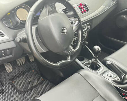 Коричневий Рено Меган, об'ємом двигуна 1.5 л та пробігом 223 тис. км за 9500 $, фото 17 на Automoto.ua