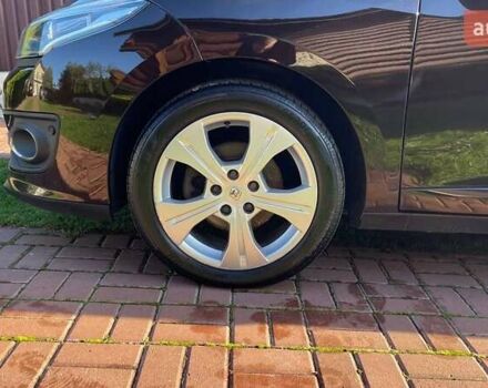 Коричневый Рено Меган, объемом двигателя 1.5 л и пробегом 202 тыс. км за 9400 $, фото 5 на Automoto.ua