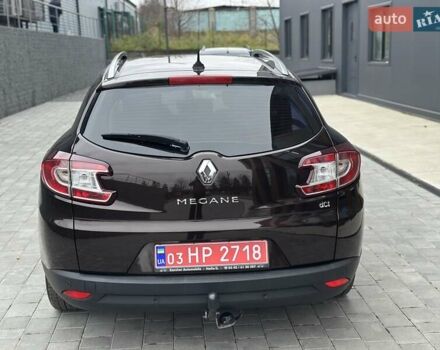 Коричневый Рено Меган, объемом двигателя 0 л и пробегом 170 тыс. км за 10800 $, фото 39 на Automoto.ua