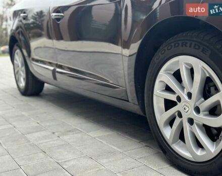 Коричневый Рено Меган, объемом двигателя 0 л и пробегом 170 тыс. км за 10800 $, фото 49 на Automoto.ua