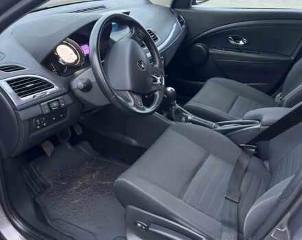 Коричневий Рено Меган, об'ємом двигуна 1.5 л та пробігом 235 тис. км за 8800 $, фото 8 на Automoto.ua