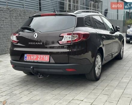 Коричневый Рено Меган, объемом двигателя 0 л и пробегом 170 тыс. км за 10800 $, фото 43 на Automoto.ua